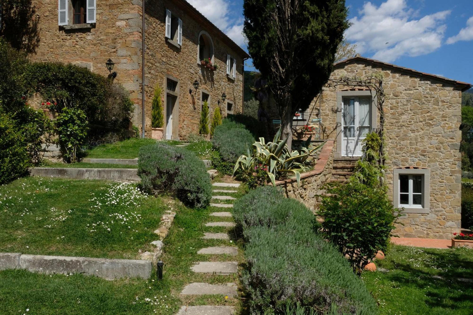 Il Falconiere Relais & Spa Hotel Cortona Exterior photo